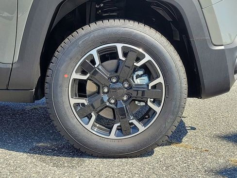 New 2023 Jeep Renegade Trailhawk w/ Sun/Sound Group image 19