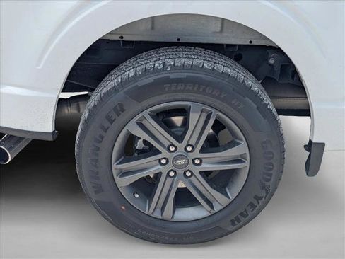 Used 2023 Ford F150 XLT w/ Equipment Group 302A High RWD image 10