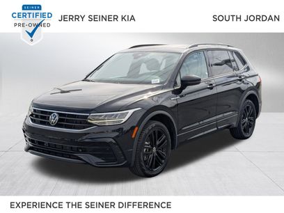 Used 2022 Volkswagen Tiguan SE R-Line