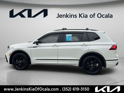 Used 2024 Volkswagen Tiguan SE R-Line FWD image 6