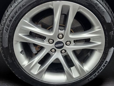 Used 2019 Lincoln MKC Reserve w/ MKC Climate Package AWD/4WD image 35