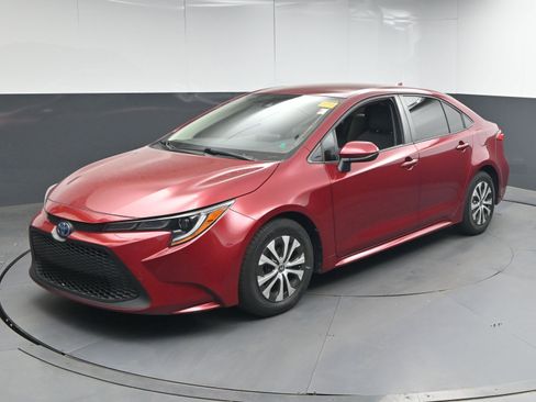 Used 2022 Toyota Corolla LE FWD image 4
