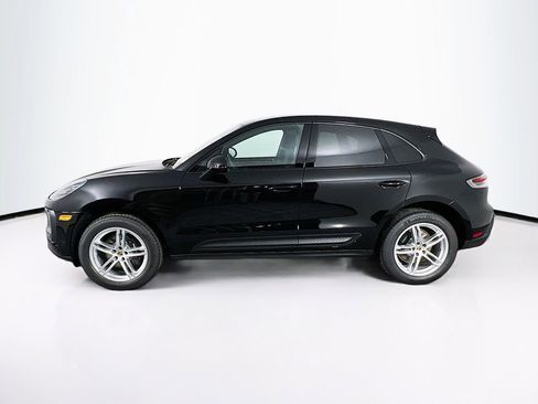 New 2026 Porsche Macan image 2