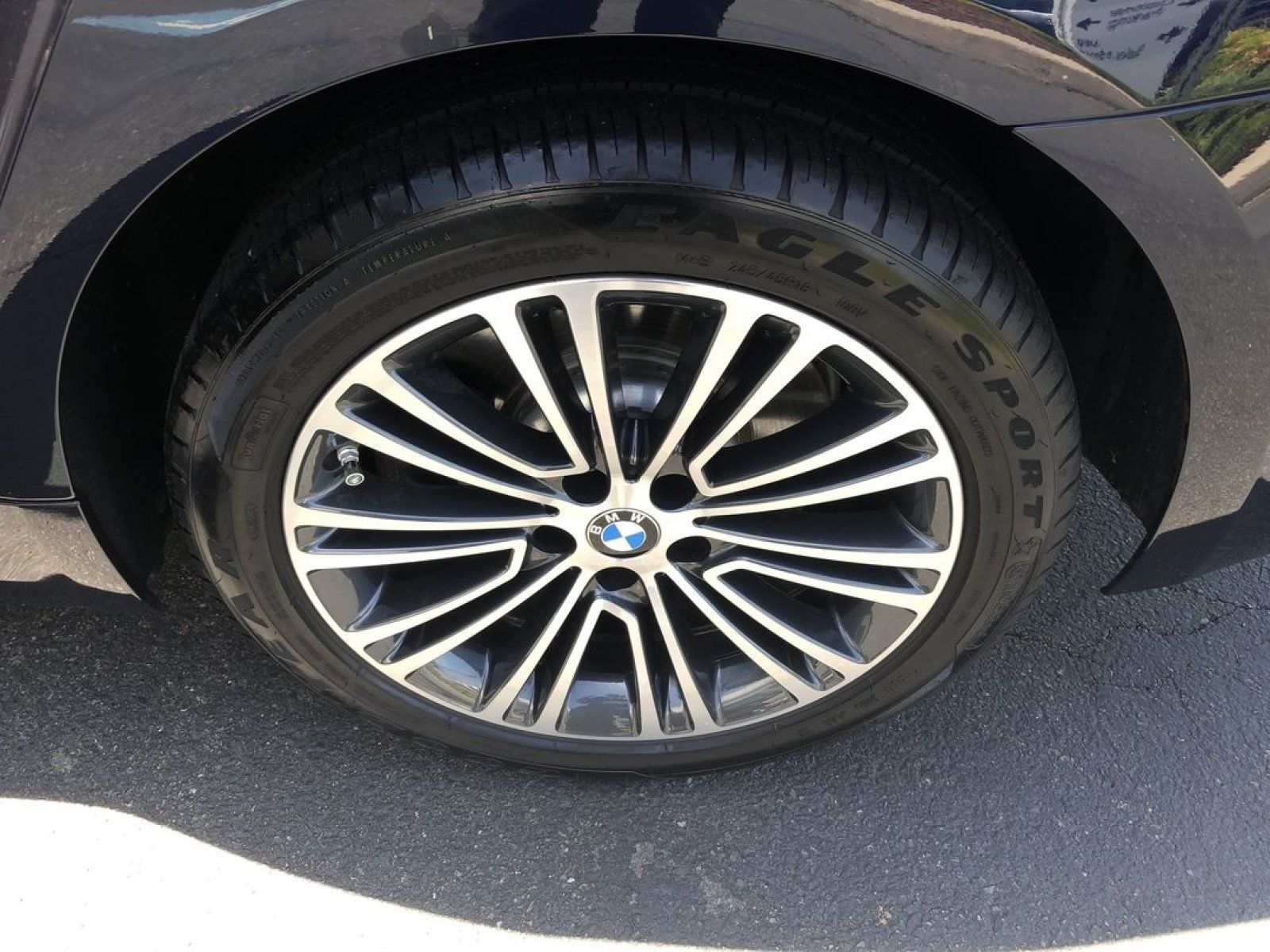 Used 2017 BMW 540i RWD image 35