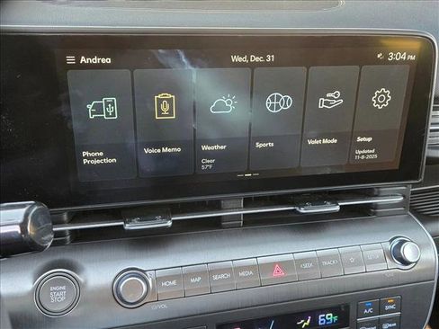 Used 2024 Hyundai Kona Limited image 15