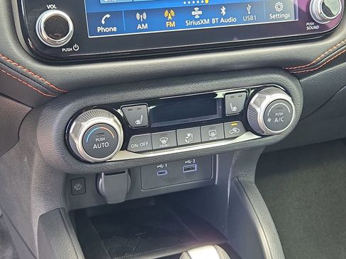 Used 2025 Nissan Versa SR w/ Trunk Package FWD image 20