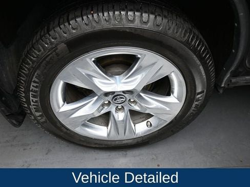 Used 2019 Toyota Highlander Limited image 15