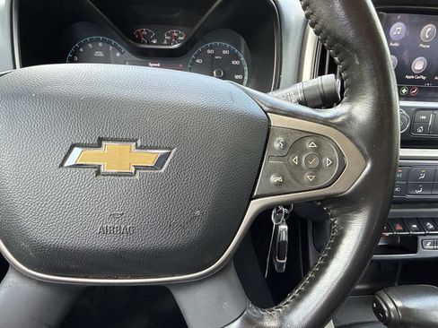 Used 2021 Chevrolet Colorado Z71 w/ Safety Package RWD image 16