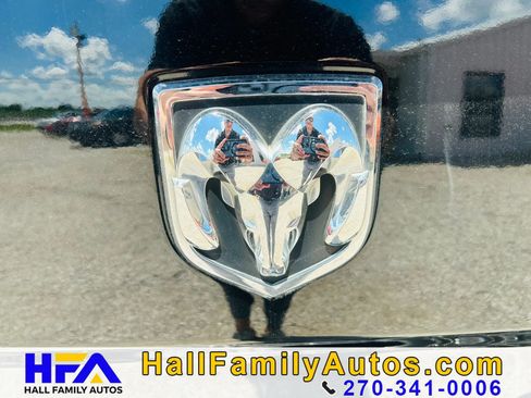 Used 2013 RAM 1500 Classic SLT w/ Premium Display Pkg RWD image 30