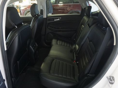 Used 2019 Ford Edge SEL w/ Equipment Group 201A image 19