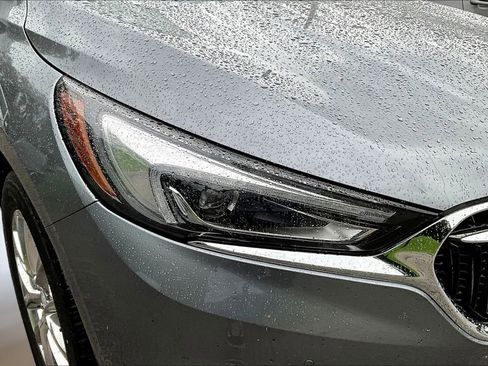 Used 2020 Buick Enclave Premium w/ Sun and Sites Package AWD/4WD image 28