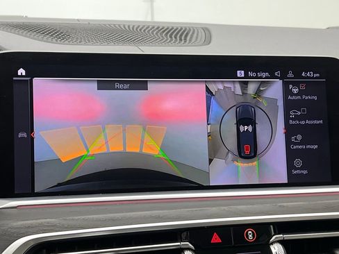 Used 2020 BMW X7 xDrive40i w/ Parking Assistance Package image 16