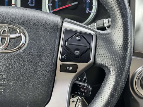 Used 2019 Toyota 4Runner SR5 Premium image 15
