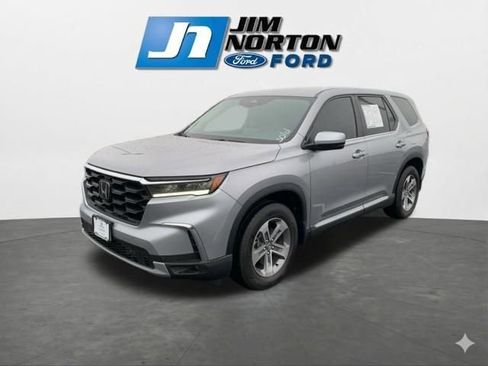 Used 2025 Honda Pilot EX-L image 4
