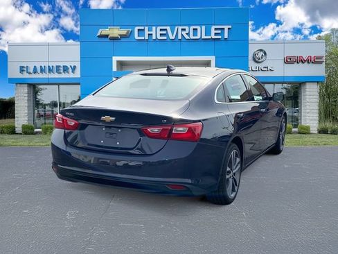 Used 2025 Chevrolet Malibu LT FWD image 5