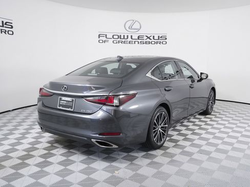 Used 2022 Lexus ES 350 image 7