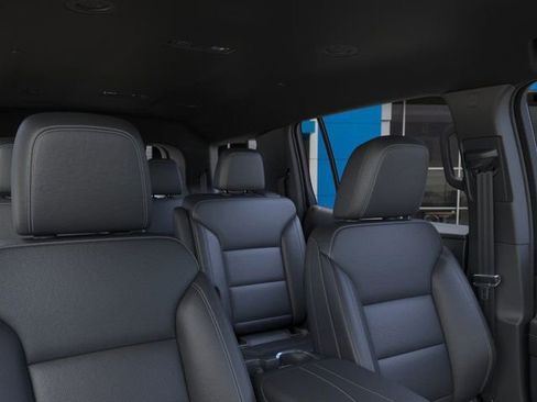 New 2026 Chevrolet Traverse LT w/ Midnight/Sport Edition image 24
