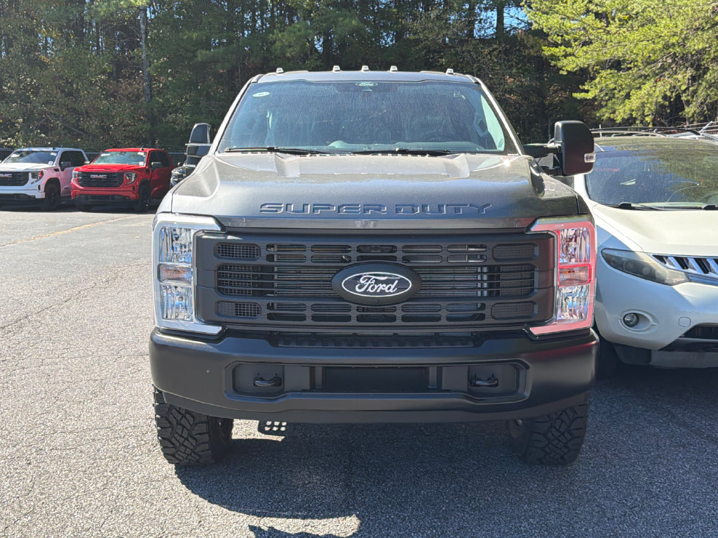 New 2027 Ford F250 XL w/ XL Off-Road 35" Tire Pakckage AWD/4WD image 2