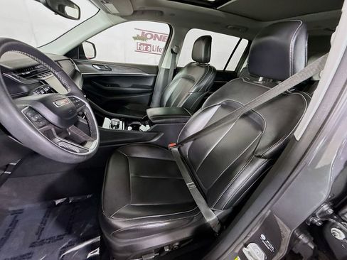 Used 2023 Jeep Grand Cherokee L Limited AWD/4WD image 26