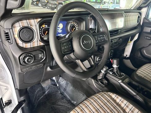 New 2026 Jeep Wrangler Unlimited Sport AWD/4WD image 11