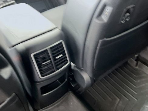 Used 2025 Kia Sportage X-Line image 23