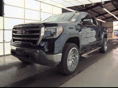 Used 2020 GMC Sierra 1500 SLE w/ SLE Value Package