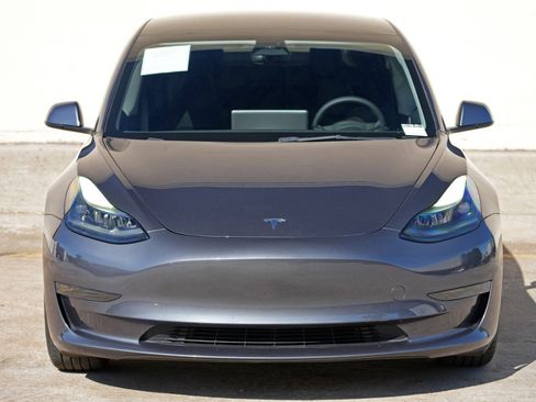 Used 2023 Tesla Model 3 Standard Range RWD image 46
