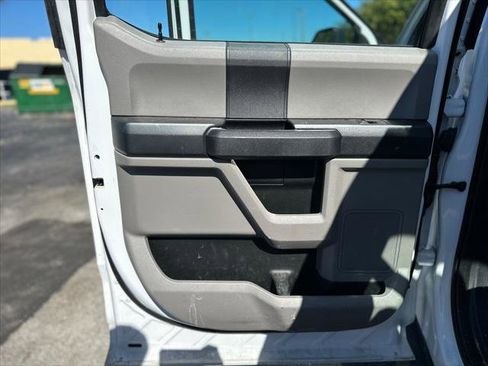 Used 2019 Ford F250 XL w/ Power Equipment Group image 17