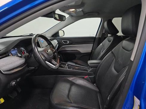 Used 2022 Jeep Compass Latitude AWD/4WD image 14