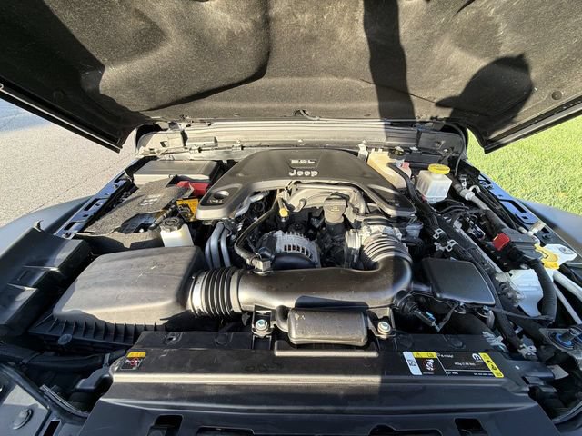 Used 2021 Jeep Gladiator Mojave AWD/4WD image 14