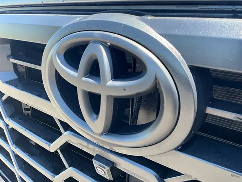 Used 2026 Toyota Tundra Limited w/ TRD Off-Road Package AWD/4WD image 10