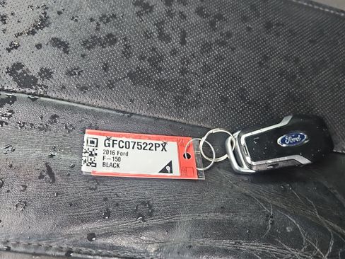 Used 2016 Ford F150 Platinum w/ Equipment Group 701A Luxury image 20