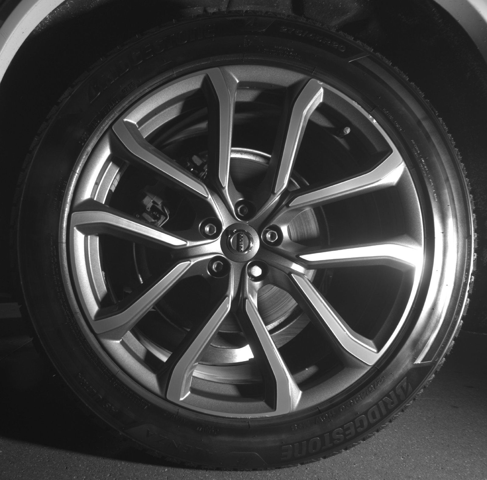 Used 2018 Volvo XC90 T6 Momentum AWD/4WD image 12