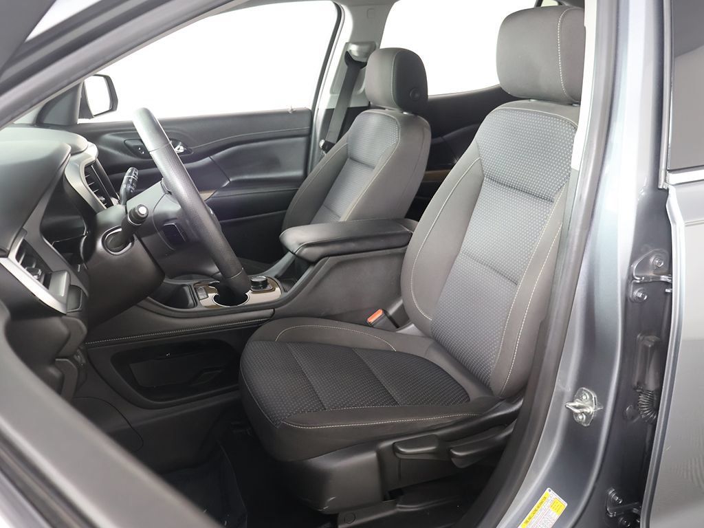 Used 2021 GMC Acadia SLE w/ LPO, Floor Liner Package FWD image 26