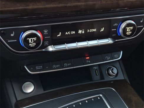 Used 2019 Audi Q5 2.0T Premium Plus w/ Premium Plus Package image 25