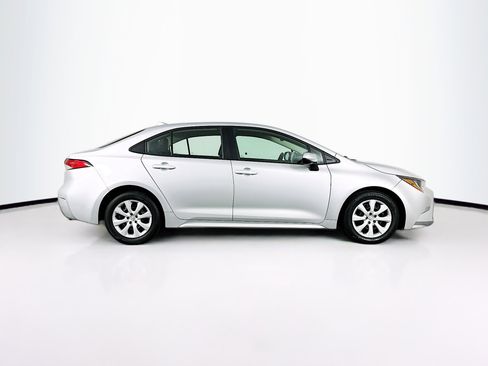 Used 2024 Toyota Corolla LE image 10