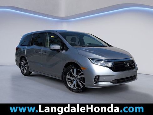 Used 2024 Honda Odyssey Touring image 1