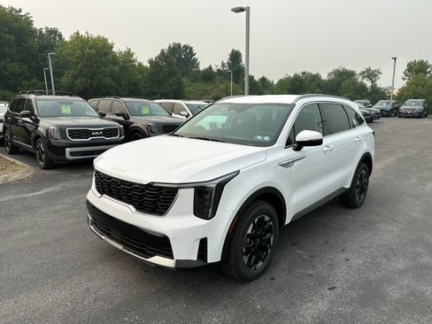 New 2026 Kia Sorento S AWD/4WD image 1