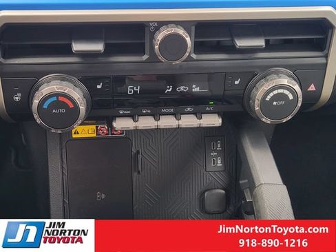 Used 2025 Toyota Tacoma TRD Off-Road w/ TRD Off Road Upgrade Package AWD/4WD image 20