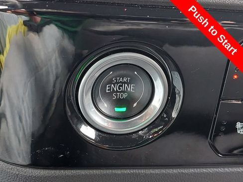 Used 2024 Chevrolet Silverado 1500 LT AWD/4WD image 26