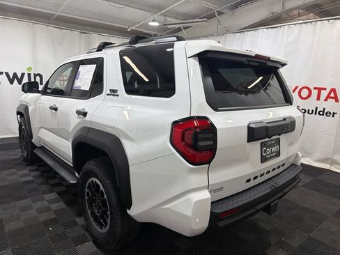 Used 2025 Toyota 4Runner TRD Off-Road Premium w/ Tow Technology Package AWD/4WD image 4
