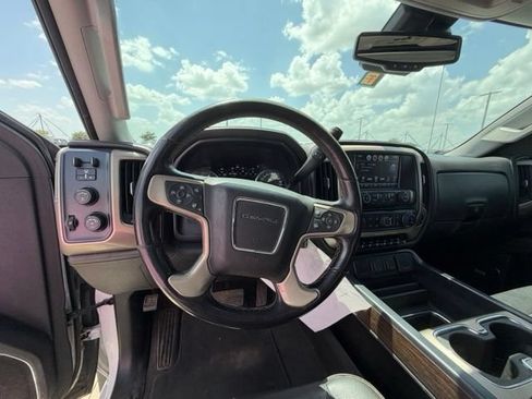 Used 2019 GMC Sierra 2500 Denali AWD/4WD image 14