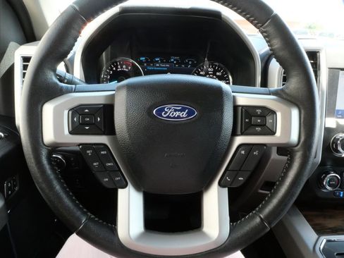 Certified 2019 Ford F150 Lariat AWD/4WD image 30