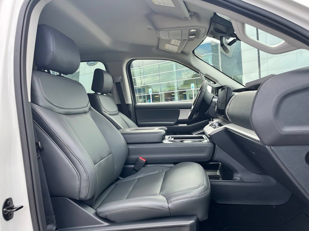 New 2027 Ford Expedition Active AWD/4WD image 7