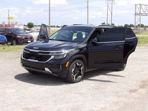 Used 2024 Kia Seltos SX w/ SX Sunroof Package AWD/4WD image 26