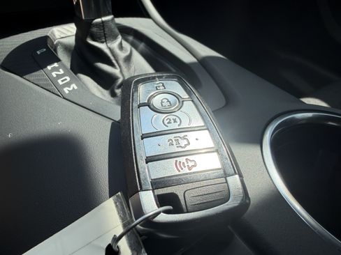 Used 2025 Ford Mustang GT RWD image 38