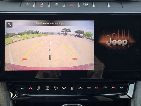 New 2026 Jeep Grand Cherokee L 4WD image 21