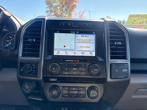 Certified 2018 Ford F150 XLT w/ Equipment Group 302A Luxury AWD/4WD image 27
