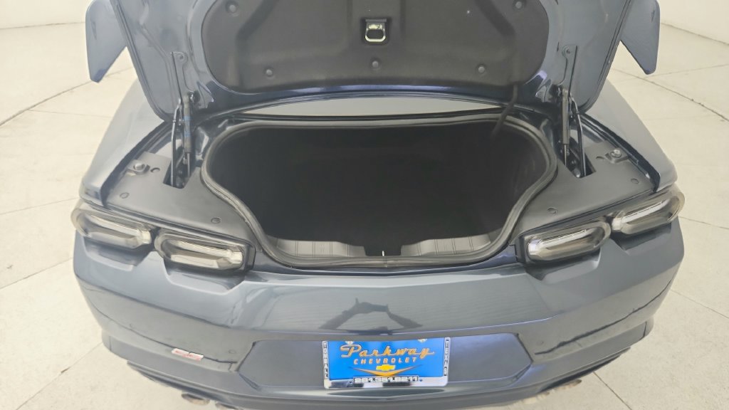 Used 2021 Chevrolet Camaro SS RWD image 29
