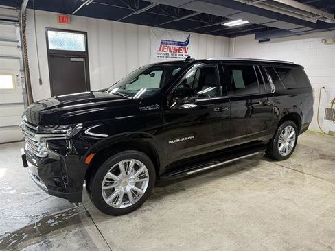 Certified 2023 Chevrolet Suburban High Country w/ Max Trailering Package AWD/4WD image 1